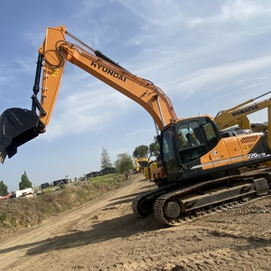 รถขุด Hyundai Robex220LC 9s 220 9s ราคาถูก เครื่องจักรก่อสร้างเคลื่อนย้ายดิน รถขุด Hyundai มือสองของแท้พร้อมการรับประกัน - Product Image 5