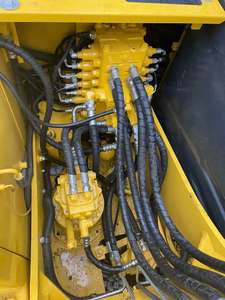 Excavatrice Komatsu PC130-11M0 d'occasion, 13 tonnes, pelle moyenne pour les projets d'ingénierie municipale et de conservation des eaux agricoles - Product Image 3