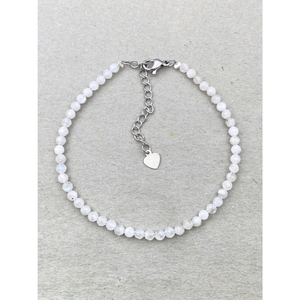 Pulsera de Piedra Lunar Arcoíris, Joyería Delicada con Piedras Preciosas, Cuentas Microfacetadas, Pulsera de Cristal, Joyería Minimalista, Pequeñas Piedras Preciosas - Product Image 1