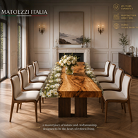 Table à manger rectangulaire en bois de style artisanal moderne, coulée dans de la résine époxy transparente comme du cristal, incrustée de fleurs