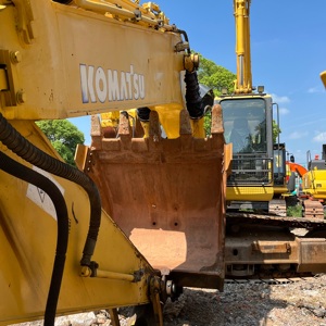 รถขุดโคมัตสึ PC 400 PC400-8 PC400-8r ปี 2017 ขนาด 60 ตัน รถขุดขนาดใหญ่ มือสองสำหรับขาย - Product Image 6