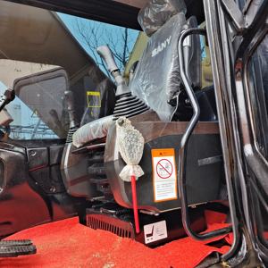 Venta directa de fábrica Usado 23 Ton Sany 235H Excavadora Equipo original de China - Product Image 5