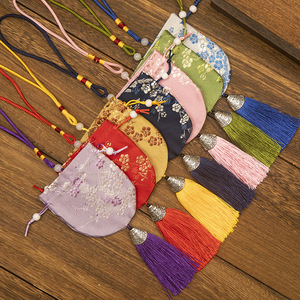 <span class=keywords><strong>Sachets</strong></span> parfumés brodés de fleurs de prunier à fond rond <span class=keywords><strong>pour</strong></span> le Festival des Bateaux-Dragons, pendentifs de voiture, design champêtre, <span class=keywords><strong>lavande</strong></span> - Product Image 4