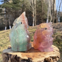 Vente en gros de sculptures de dragon en fluorite naturelle, artisanat unique, pierres précieuses sculptées à la main, animaux en cristal pour la décoration Feng Shui