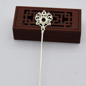 Épingles à cheveux rétro style cour, en bronze coulé, couleur inaltérable, multi-trous, avec pompons, plaquées or et argent, pour coiffures Hanfu et mariages - Product Image 3