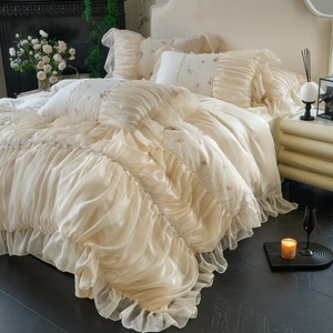 Ensemble <span class=keywords><strong>de</strong></span> literie vintage style princesse française en dentelle à volants, jupe <span class=keywords><strong>de</strong></span> lit en <span class=keywords><strong>coton</strong></span> longues fibres, douce et crémeuse, avec nœud, pour mariage et maison - Product Image 4