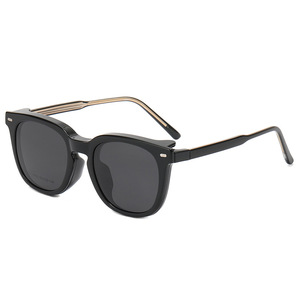 Lunettes de soleil magnétiques à clipser Tr90 unisexes polarisées UV400 pour la conduite, les voyages et la mode - Product Image 4