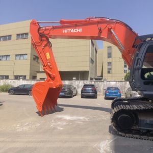 Excavadora Hitachi ZX350H con Cucharón de Excavación, Color Naranja, Modelo Usado - Product Image 4