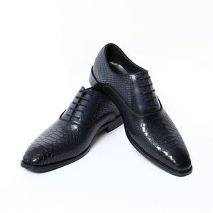 นักออกแบบแฟชั่น รองเท้าอ็อกซ์ฟอร์ดสั่งทำพิเศษ-รองเท้าหนังผู้ชายคุณภาพสูงแกะสลักด้วยมือ สำหรับธุรกิจและลำลองในฤดูใบไม้ร่วง เพิ่มความสูง - Product Image 3