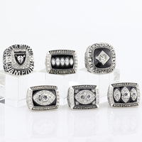 Ensemble de répliques de bagues commémoratives du championnat des Raiders d'Oakland/Los Angeles (6 pièces)