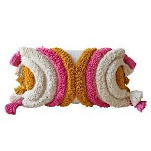 Funda de Almohada Bohemia de Algodón, Cuadrada, con Estampados Florales Vintage y Geométricos, en Rosa, Amarillo y Crema, con Detalles de Borlas, Personalizable - Product Image 1