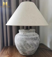 Lampe de Table Céramique Faite Main Style Vintage Décoration Maison Classique avec Matériau Porcelaine Rustique Vieillie Alimentation par Piles