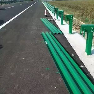Barrière de sécurité ondulée Shunyi 485*86*6 Q235 galvanisée et thermolaquée pour autoroute et route rurale - Product Image 1