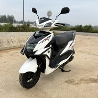 Scooter à essence d'occasion Yamaha 125cc, moteur 4 temps économe en carburant, confortable pour les trajets urbains, cyclomoteur durable pour adultes, vente en gros