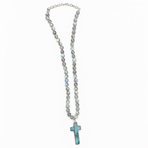 Mala de cuentas de labradorita hecha a mano con colgante de cruz sagrada de labradorita - Abraze la conexión espiritual y la protección divina - Product Image 2