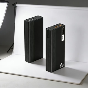 Estación de Carga Portátil de 20000mAh con Carga Rápida PD35W, Batería Externa Multi-Puerto USB y USB-C para Laptops y Smartphones - Product Image 1