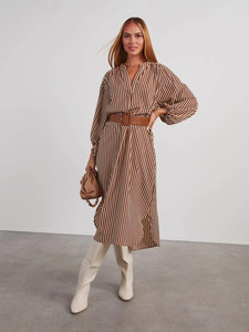 Abito Midi da Donna Marrone con Stampa Floreale, Maniche a Sbuffo, Cintura, Scollo a V e Spacco Laterale, Elegante e Casual - Product Image 2