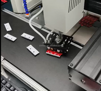 Machine d'étiquetage automatique de précision avec système de vision CCD pour petites bouteilles, aliments, cosmétiques, sandwichs, bonbons, surfaces planes