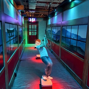 Giochi Interattivi Personalizzati per Interni con Sfida a Tempo Limitato, Attivazione Salto e Oscillazione, Sala Giochi Multigiocatore, Team Building - Product Image 1