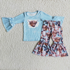 Conjuntos de Ropa para Niñas al por Mayor RTS, 2 Piezas, Camiseta de Manga Corta y Pantalones Acampanados con Tirantes, Ropa para Bebés, MOQ Bajo - Product Image 4