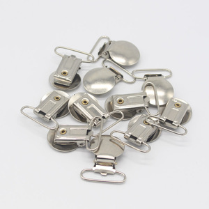Clip de <span class=keywords><strong>Bretelle</strong></span> Métallique Classique en Nickel Plaqué Couleur Personnalisée, Forme Cœur Plat ou Rond, pour Vêtements et Habillement - Product Image 4