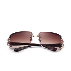 2020 nouveau Diamant Exquis De Luxe Sexy Femmes Carrées Sans Monture Lunettes De Soleil Clair <span class=keywords><strong>UV400</strong></span> lunettes De Conduite - Product Image 2