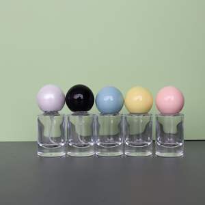 Bouteille de parfum en verre transparente de haute qualité de 15ml avec couvercle coloré et vaporisateur de brouillard de cylindre de sertissage de pulvérisateur de pompe - Product Image 4