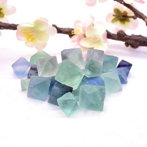 <span class=keywords><strong>Cristaux</strong></span> <span class=keywords><strong>de</strong></span> guérison en pierre <span class=keywords><strong>de</strong></span> Fluorite octakron, <span class=keywords><strong>cristaux</strong></span> naturels, vente artisanal en cristal, livraison gratuite - Product Image 4
