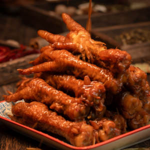 OEM ODM Snacks à base de viande de poulet 30G Pieds de poulet frits avec saveur piquante <span class=keywords><strong>et</strong></span> épicée - Product Image 3