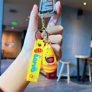 Llavero de PVC con diseño de insecto 3D, divertido y adorable, colgante de gusano de dibujos animados para mochilas escolares y regalos personales, venta al por mayor de Little Red's - Product Image 2