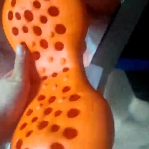 Versión Actualizada: Masajeador Lumbar de Diseño Ergonómico para Alivio del Dolor Espinal, Relajación y Estiramiento, con Almohadillas Adhesivas de Espuma EVA para la Cintura - Product Image 2