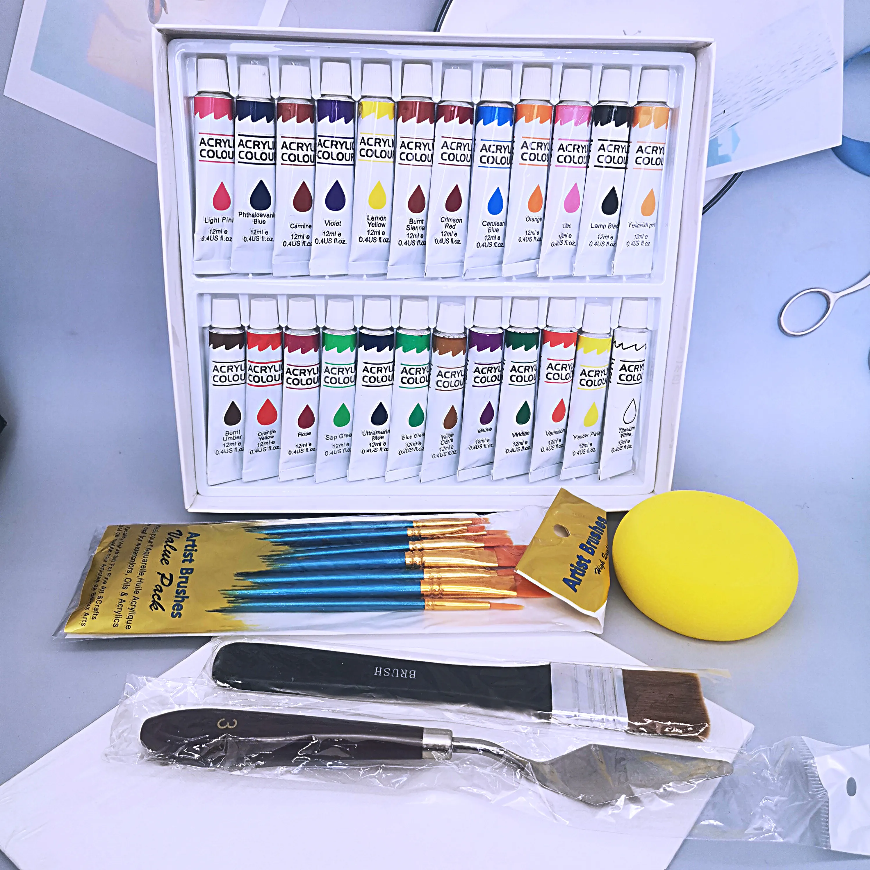 Fournitures d'art Offre Spéciale 12ml 24 couleurs Ensemble de peinture acrylique pour peinture d'artiste