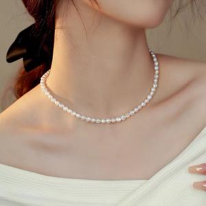 Collar de Perlas Naturales de Agua Dulce Estilo Barroco para Mujer, Estilo Francés, Temperamento Simple, Cierre OT, Cadena para Clavícula, Alta Gama, Wenchi China - Product Image 2