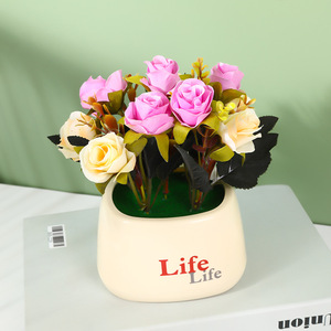 Plantes artificielles en pot Qi Xing, roses, 22 cm, fleurs en soie réalistes pour la décoration de la maison et des restaurants - Product Image 3