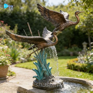 <span class=keywords><strong>Fontaine</strong></span> d'<span class=keywords><strong>eau</strong></span> en bronze en forme de grue avec design animalier moderne, en métal moulé, pour l'art et la collection de jardins extérieurs - Product Image 4