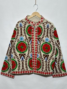 Chaqueta Floral Bordada a Mano para Mujer, Manga Larga, Cuello Camisero, Estilo Primavera, Tejido de Algodón, Venta al Por Mayor - Product Image 5