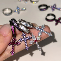 Boucles d'oreilles Huggie Vintage Sweet Cool Girl avec croix, zircon multicolore, style gothique, délicates, vente en gros