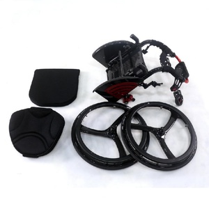 Fauteuil roulant manuel pliable léger en fibre de carbone Divous 8806, capacité 150 kg, frein en U, utilisation intérieure, certifié CE, garantie 1 an - Product Image 4
