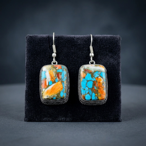 Boucles d'oreilles Huggie géométriques plaquées argent faites à la main avec pierre précieuse naturelle d'huître barbelée, 2 pouces, pour soirée - Product Image 3