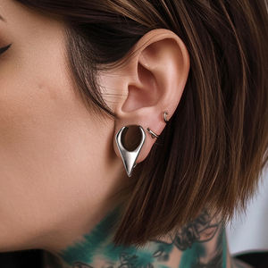 Neues Design spitzenohrsattel 18K Gold plattiert Ohrstöpsel Messgeräte Ohrringe Ohr Piercing Schmuck - Product Image 5