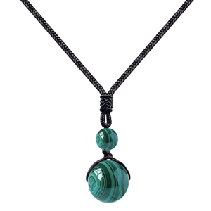 Pendentif boule de malachite de 14mm, perles en acier inoxydable, collier minimaliste, pierre naturelle, bijoux fins - Product Image 1