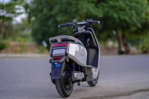 Motocicletas de Estilo Moderno, Entrega Rápida, Precio Económico, Motocicleta Eléctrica EEC de 1500w, Superpotente - Product Image 4