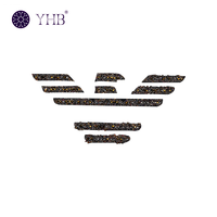Patch de strass thermocollants en verre de formes variées avec motifs estampés à chaud pour la décoration de vêtements
