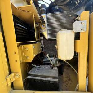 Excavatrice sur chenilles d'occasion Caterpillar cat307 fabriquée au Japon 8 tonnes Matériel de construction Caterpillar307 mini Excavatrice d'occasion - Product Image 4