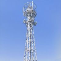 Tour de télécommunication en treillis d'acier à 4 poteaux de 30 m, plateformes à roues à trois niveaux, galvanisation à chaud, durée de vie de 20 à 30 ans