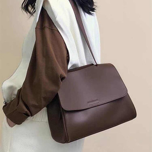 2025 nuevo modelo de bolso cruzado de gama alta para mujer, cuero de vaca genuino, Correa única, elegante, de poliéster de gran capacidad para invierno - Product Image 1