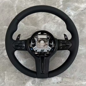 Volante de Cuero Negro para <span class=keywords><strong>BMW</strong></span> M3 M4 M5 M6 F30 F10 F15 F36 F01 F20 F22 F25 F31 F32 E70 E71 E90 E91 E92 - Product Image 1