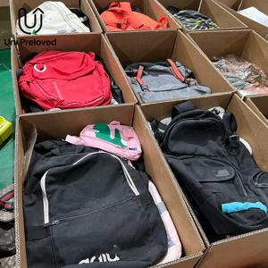 Sacs à dos en toile <span class=keywords><strong>d</strong></span>'<span class=keywords><strong>occasion</strong></span> A20 en gros – Sacs de sport de marque usagés, sacs à dos <span class=keywords><strong>d</strong></span>écontractés pré-aimés pour l'école et les activités de plein air - Product Image 4