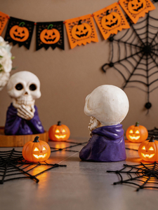 Adorno de Resina Creativo para Halloween, Calavera Sonriente Traviesa, Decoración Festiva Espeluznante pero Acogedora - Product Image 2