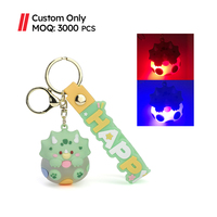 MOQ 3000 Pcs Gantungan Kunci Figur Mini Silikon Custom Kreatif Lucu Imut Gantungan Kunci Kartun Lampu Malam Mini PVC Lembut